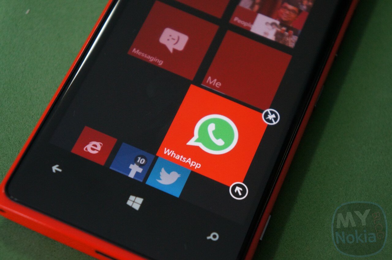 Live Tile de WhatsApp en un Nokia Lumia