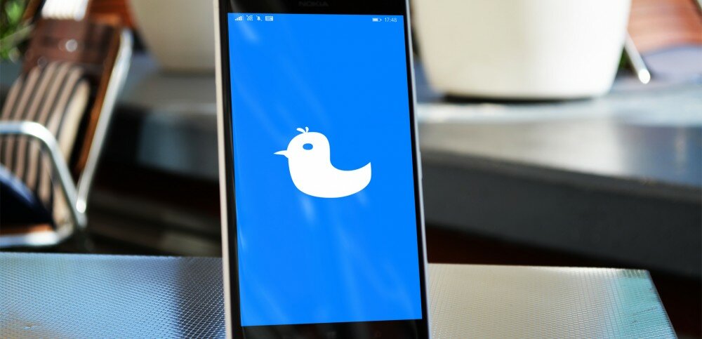 Aplicación Universal de Tweetium en un Lumia 1520