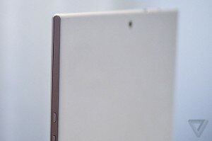 Parte trasera del concepto de tablet 2 en 1 de Toshiba
