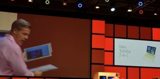 Imagen de la presentación del prototipo de tablet convertible de Toshiba