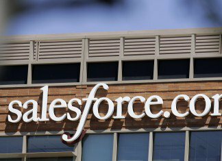 Exterior del edificio Salesforce.com Inc. en San Mateo, Calif.