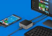 Lumia 950 conectado al dock de Continuum