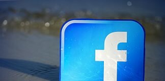 Facebook ya dispone de app universal en Windows 10