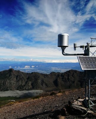 Estación meteorológica en el Vesuvio