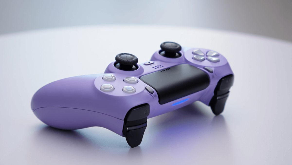 ¿No has podido comprar el DualSense del 30 aniversario de PlayStation? Por 13 euros, AliExpress pone solución: constrúyelo