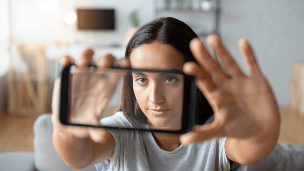 Creadores, este es vuestro sitio: Adobe Premiere para móviles ya permite hacer YouTube Shorts