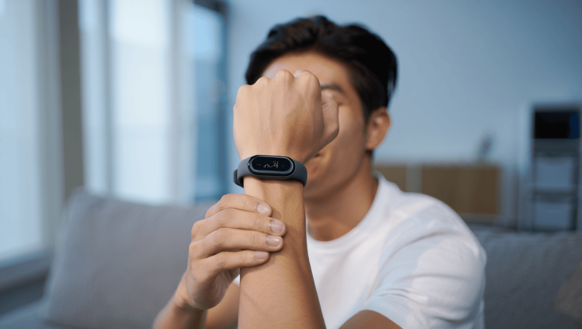 Google lanzara pulsera inteligente sin pantalla competencia whoop amazfit