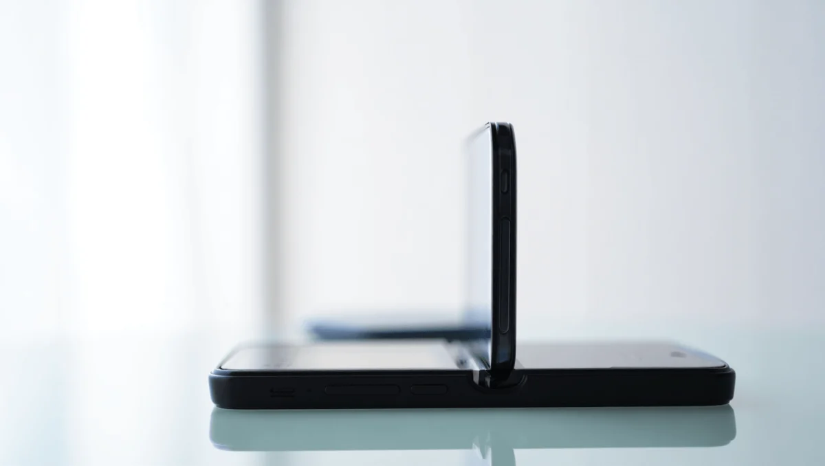 Vivo patenta movil que crece hacia arriba