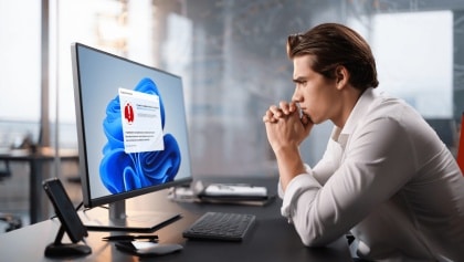 PC de Windows iniciando su sistema operativo en dispositivo portátil