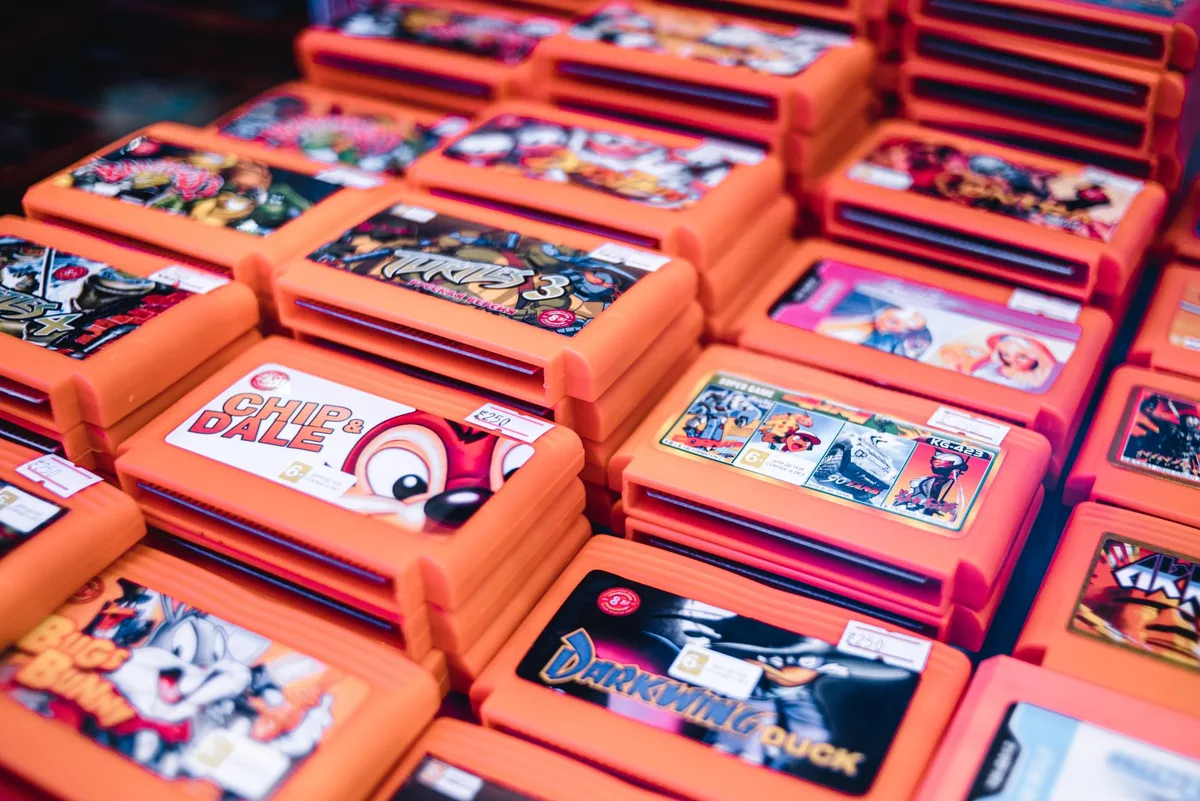 Copias f&iacute;sicas de juegos retro con precios elevados en el mercado de segunda mano