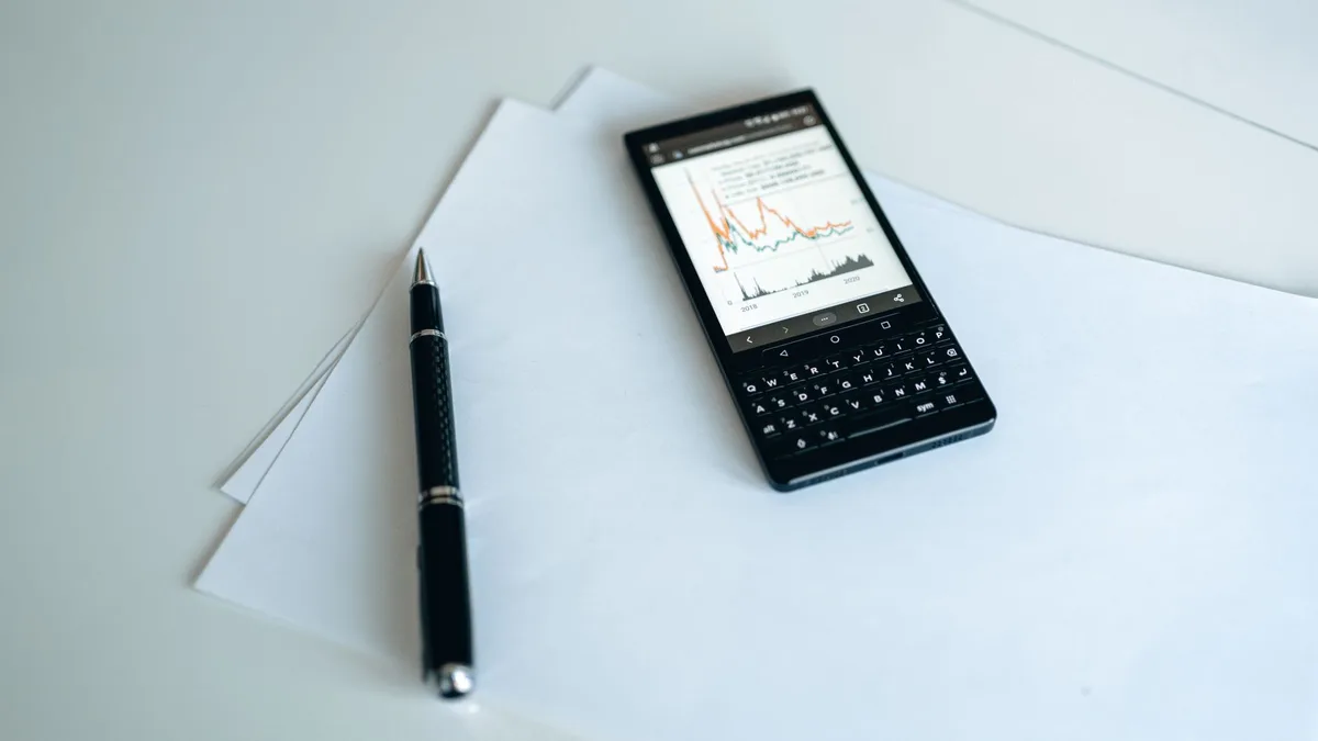 Pantalla de resultados de benchmark en Geekbench mostrando pruebas de rendimiento gr&aacute;fico