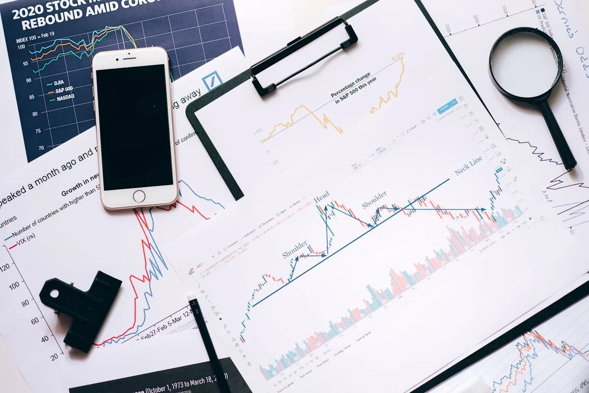 Gráfico de caída de ventas de smartphones en el segundo trimestre 2026