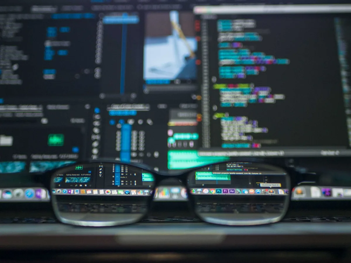 Ventana de información del sistema mostrando versión y número de compilación de Windows