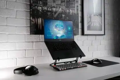 Ratón de computadora y cursor congelado en pantalla de Windows