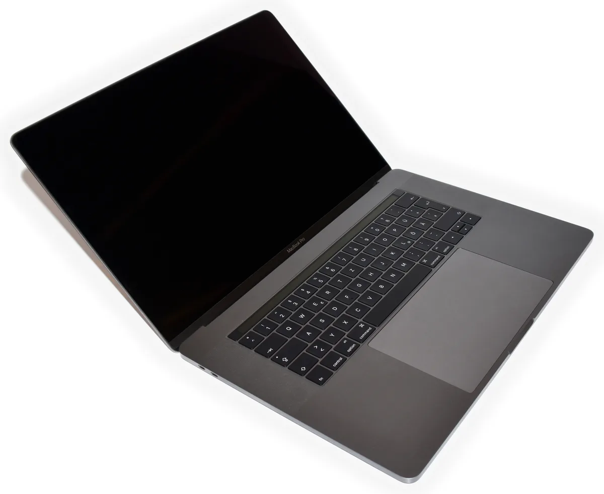 MacBook Pro: modelos con descuentos en España en PcComponentes y Carrefour