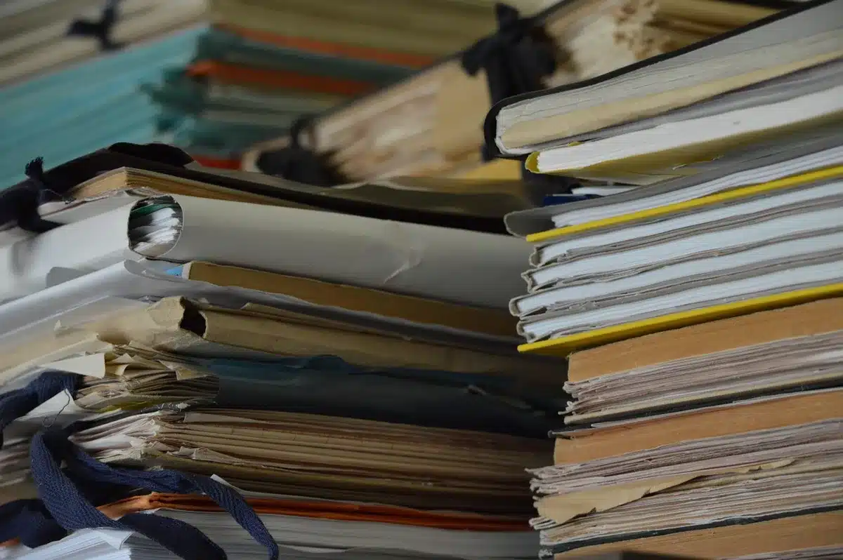 Carpeta de perfil local con archivos ocultos de miniaturas en el Explorador